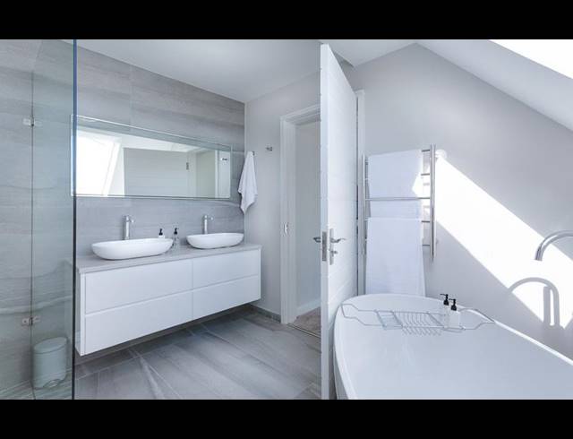 3 BEDROOM PROPERTY TO RENT IN CLAREMONT